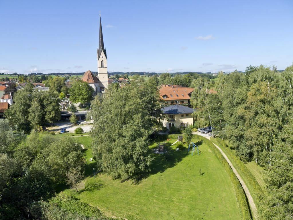 Hotel Oberwirt Obing Exterior photo